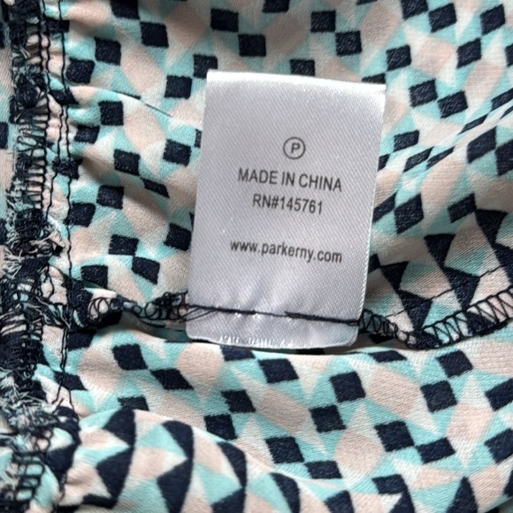 Parker NWT Off-Shoulder Smocked Dress Smocked Fit & Flare Tiered Ruffle Hem S - Picture 9 of 11